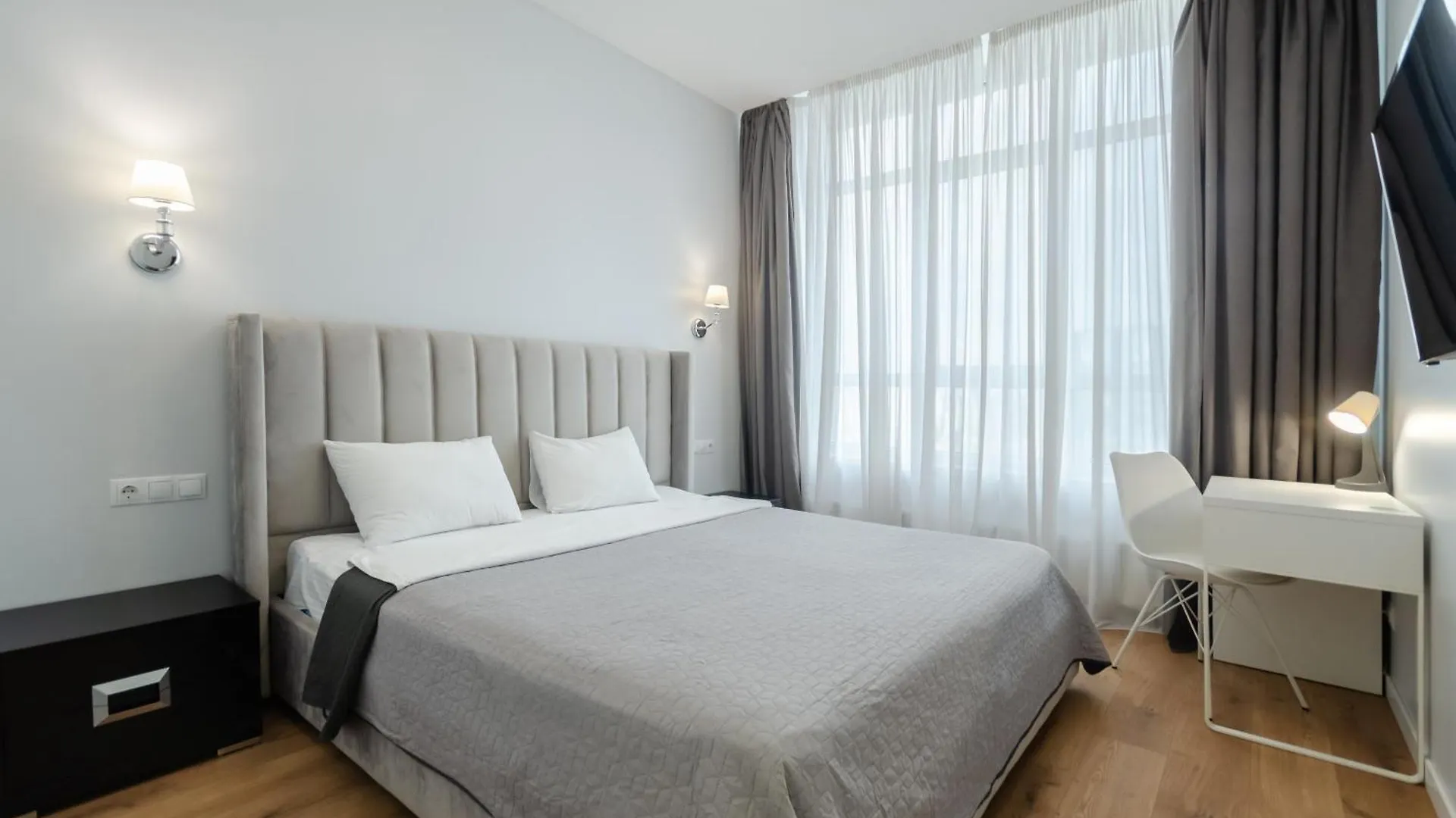 Petrovdom Apartments 21-285 In Central Park, 7 John Mccain Street Kijów 0*,